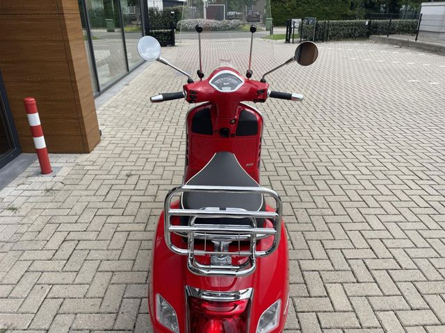 vespa - gts-300-super-sport