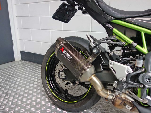 kawasaki - z900
