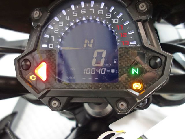 kawasaki - z900