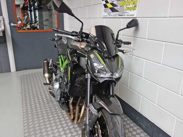 kawasaki - z900