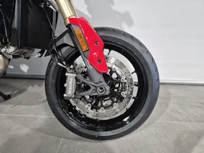 DUCATI HYPERMOTARD V2 – foto 3
