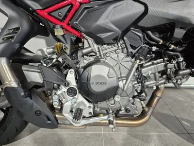 DUCATI HYPERMOTARD V2 – foto 4