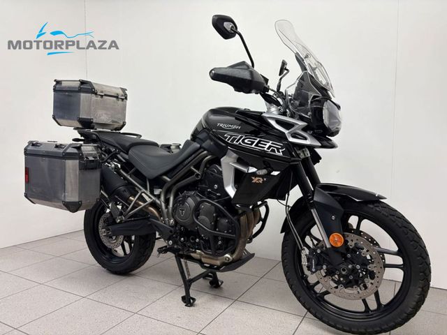triumph - tiger-800-xrx