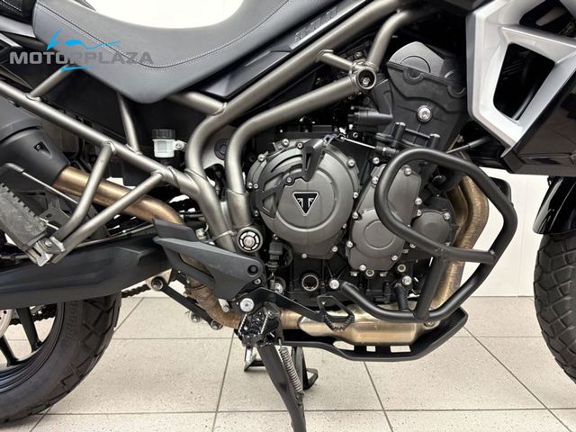 triumph - tiger-800-xrx