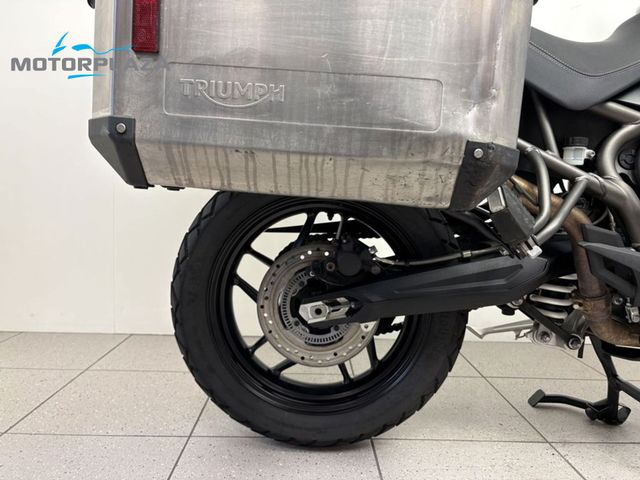 triumph - tiger-800-xrx