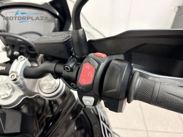 triumph - tiger-800-xrx