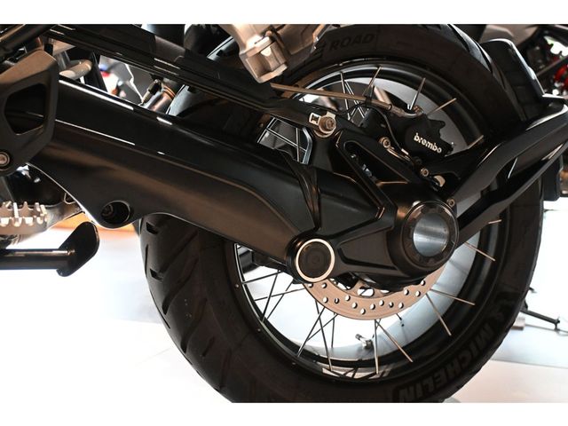 bmw - r-1250-gs-adventure
