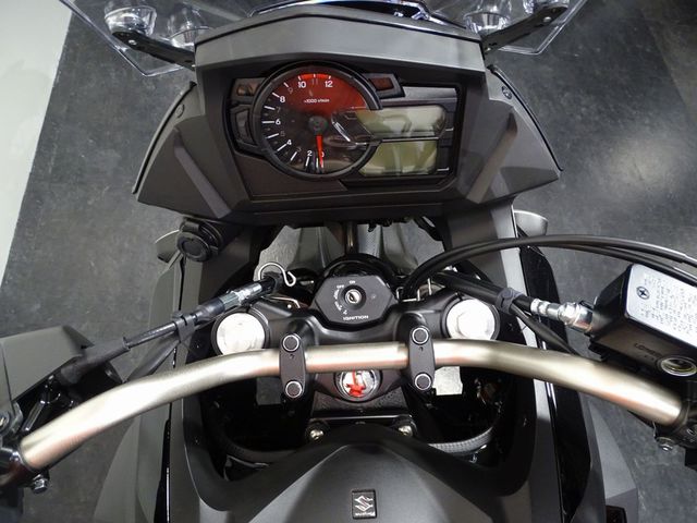 suzuki - v-strom-650-xta
