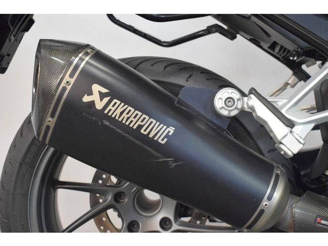 bmw - r-1200-rs