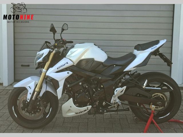 suzuki - gsr-750