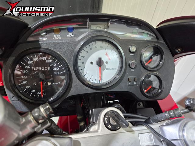 honda - vfr-750-f