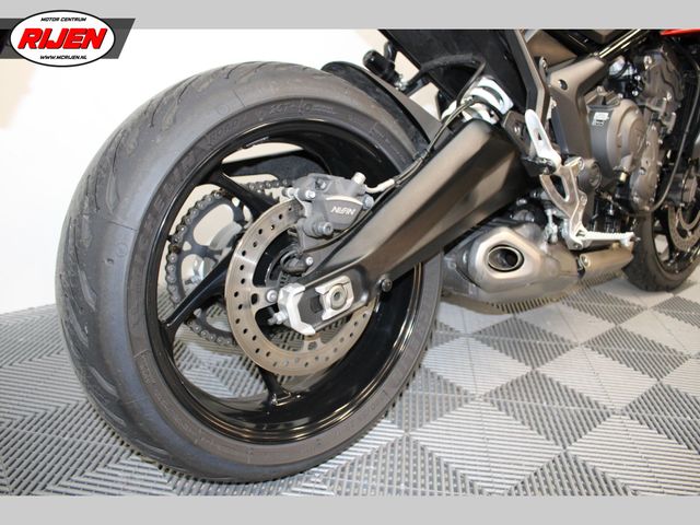 triumph - tiger-sport-660