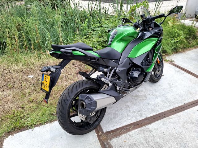 kawasaki - ninja-1000sx