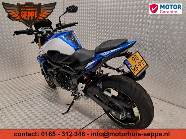 suzuki - gsr-750-az