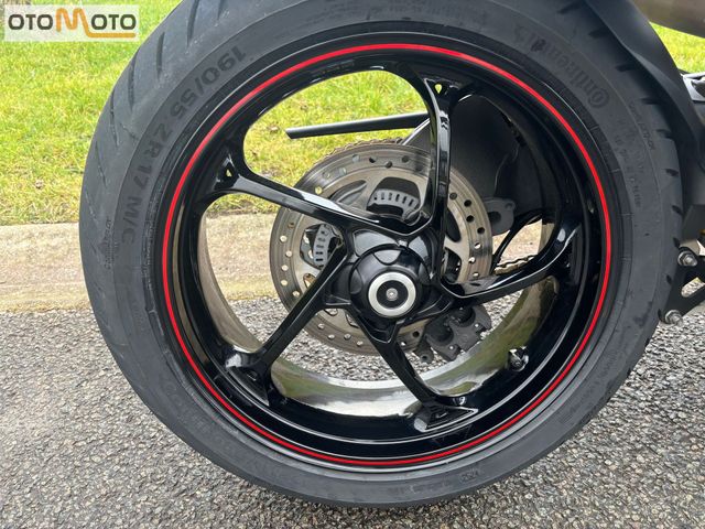 triumph - speed-triple-rs