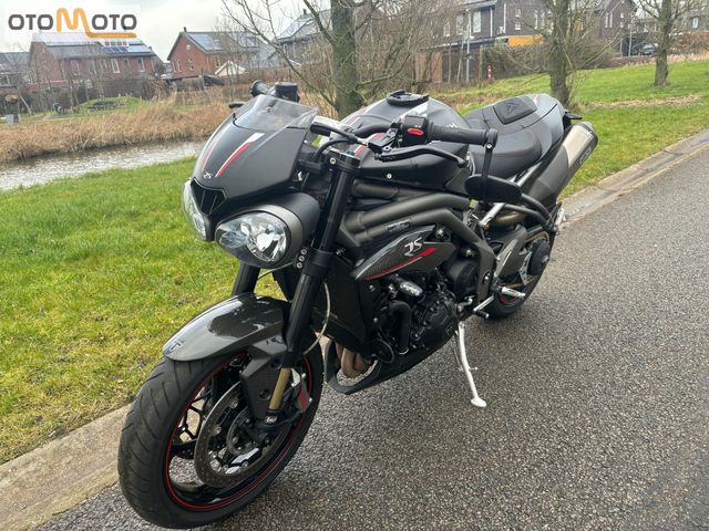 triumph - speed-triple-rs
