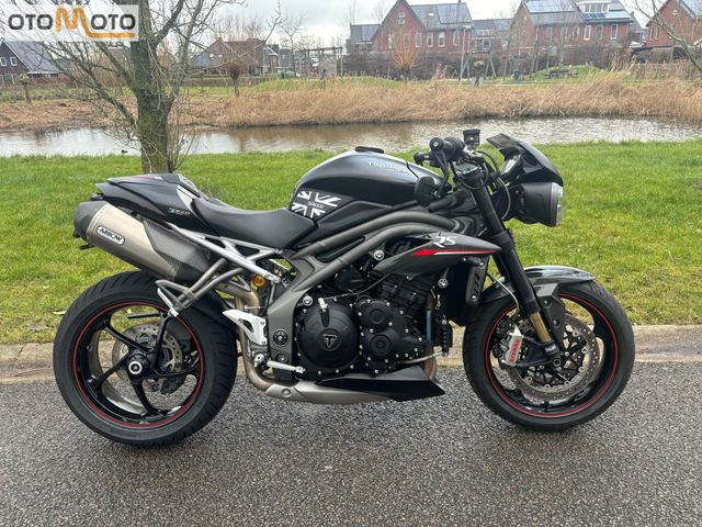 triumph - speed-triple-rs