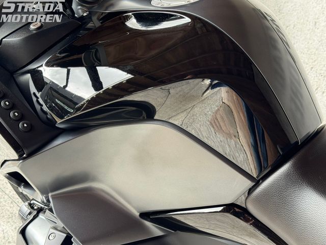 bmw - r-1250-rt