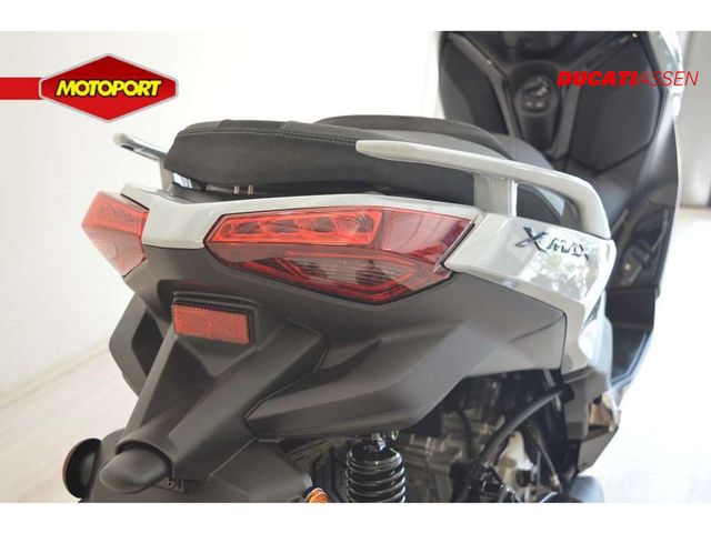 yamaha - x-max-300-tech-max