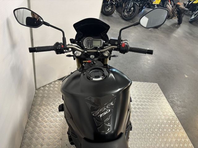suzuki - gsr-750