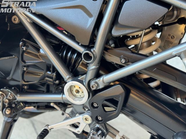 bmw - r-1200-gs-adventure-triple-black