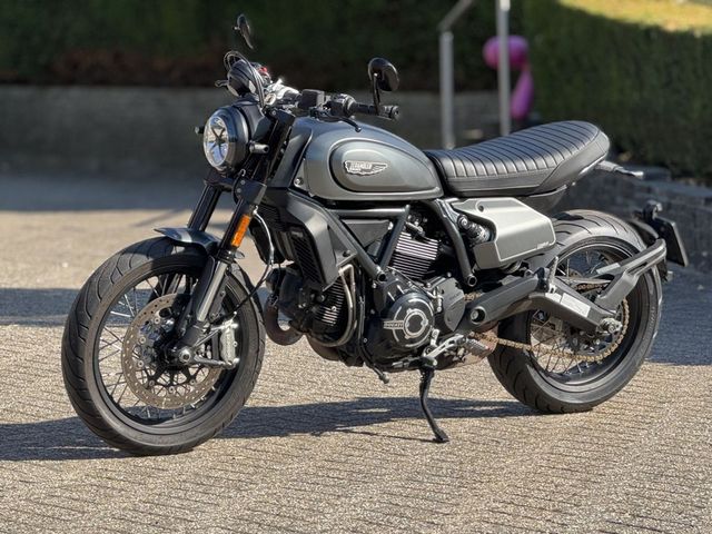 ducati - scrambler-nightshift