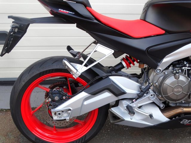 aprilia - tuono-660