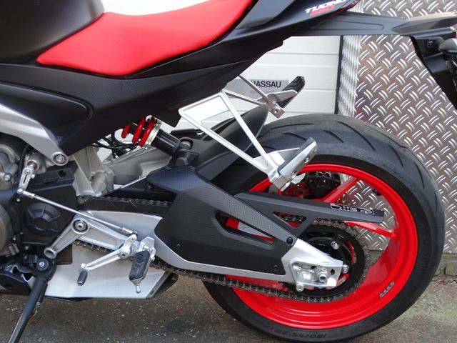 aprilia - tuono-660