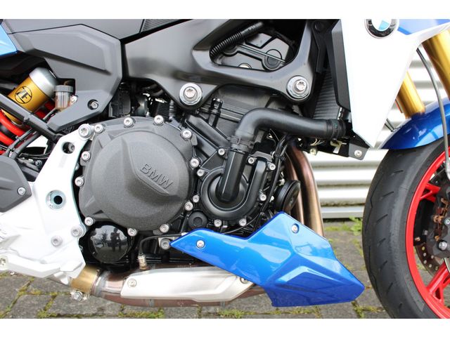 bmw - f-900-r