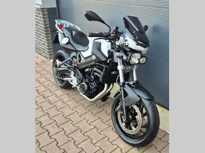 BMW F 800 R – foto 3