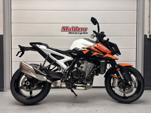 ktm - 990-duke