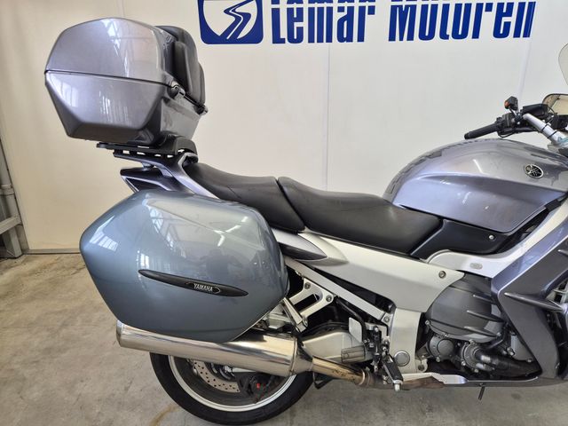 yamaha - fjr-1300