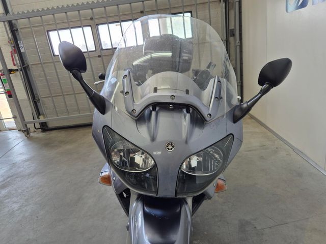 yamaha - fjr-1300