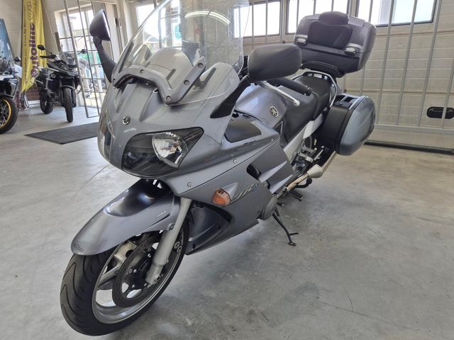 yamaha - fjr-1300