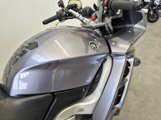 yamaha - fjr-1300