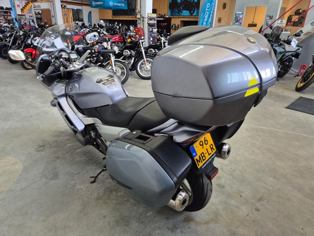 yamaha - fjr-1300