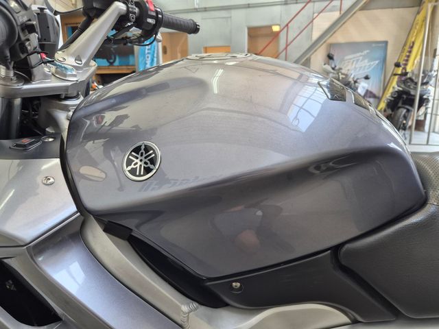 yamaha - fjr-1300