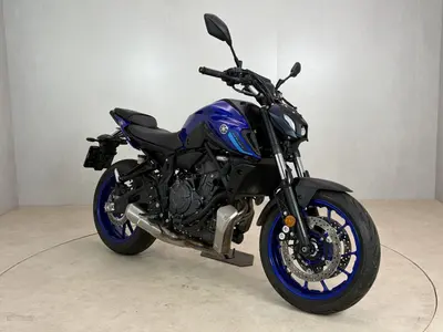 YAMAHA MT 07 – foto 2