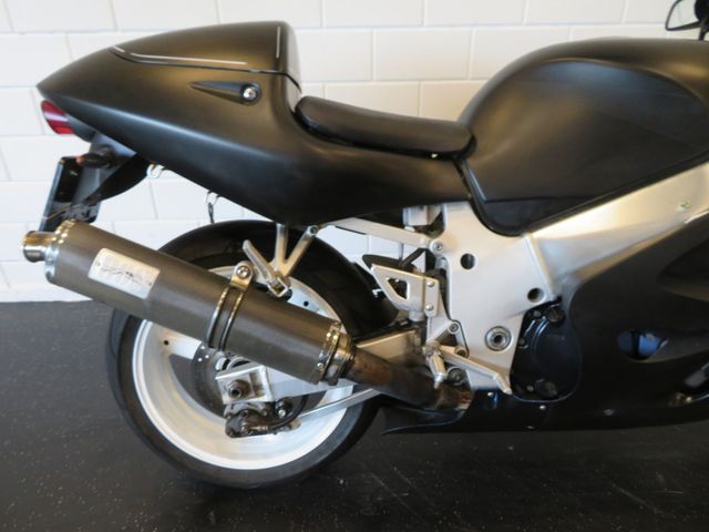 suzuki - gsx-r-600