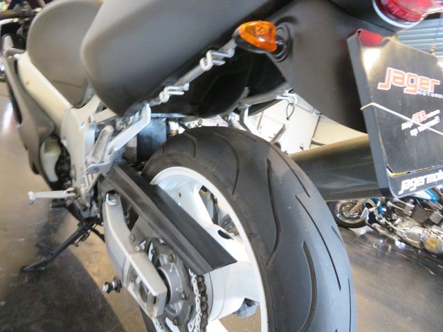 suzuki - gsx-r-600