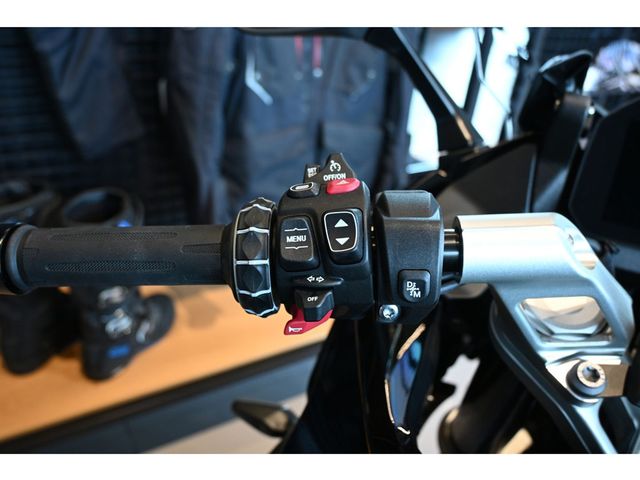 bmw - r-1300-rs