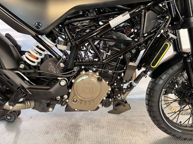 husqvarna - svartpilen-125
