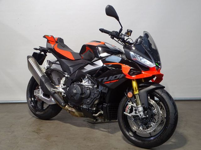 aprilia - tuono-v4