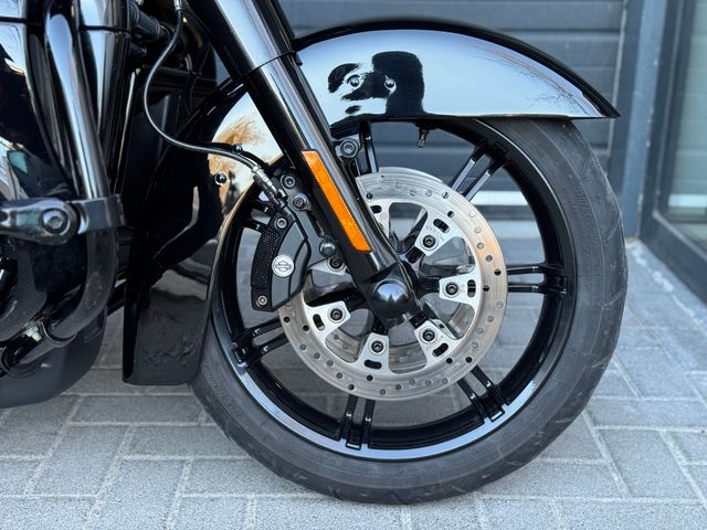 harley-davidson - electra-glide-ultra-limited-flhtk