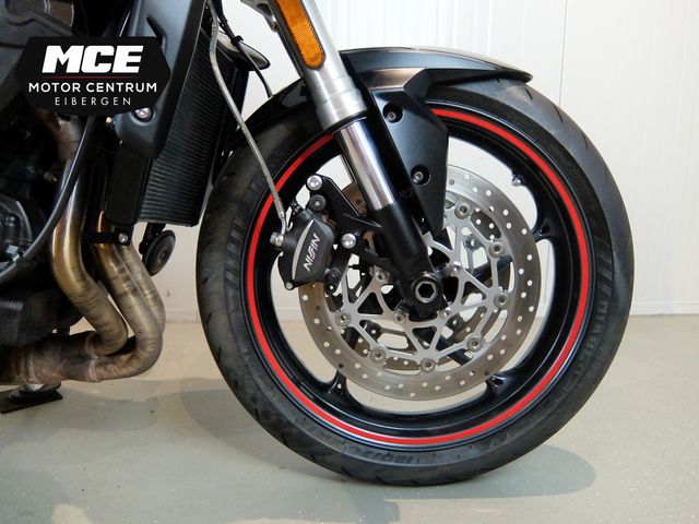 triumph - street-triple-s