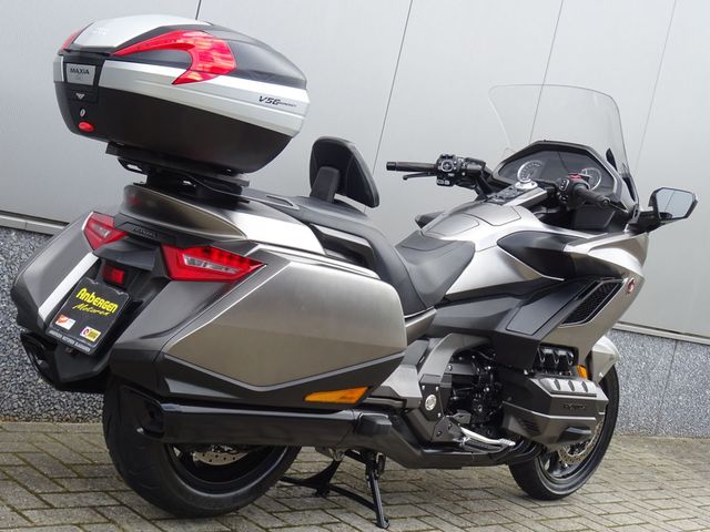 honda - gl-1800-goldwing-bagger