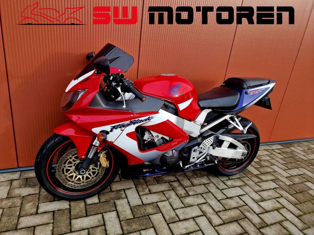honda - cbr-900-rr-fireblade