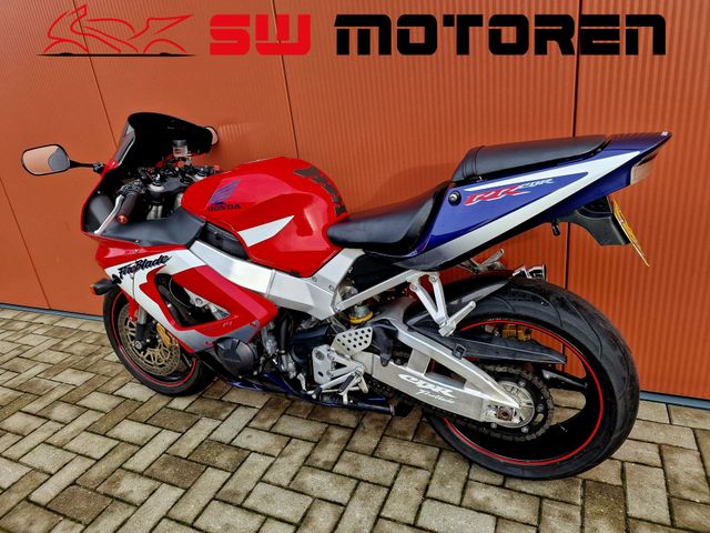 honda - cbr-900-rr-fireblade
