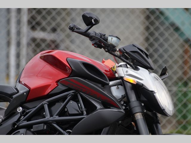 mv-agusta - brutale-800