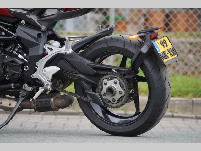 mv-agusta - brutale-800